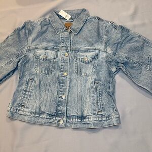 NWT Gap Women’s Light Blue Barrel-Sleeve  Icon Denim Jacket Size L